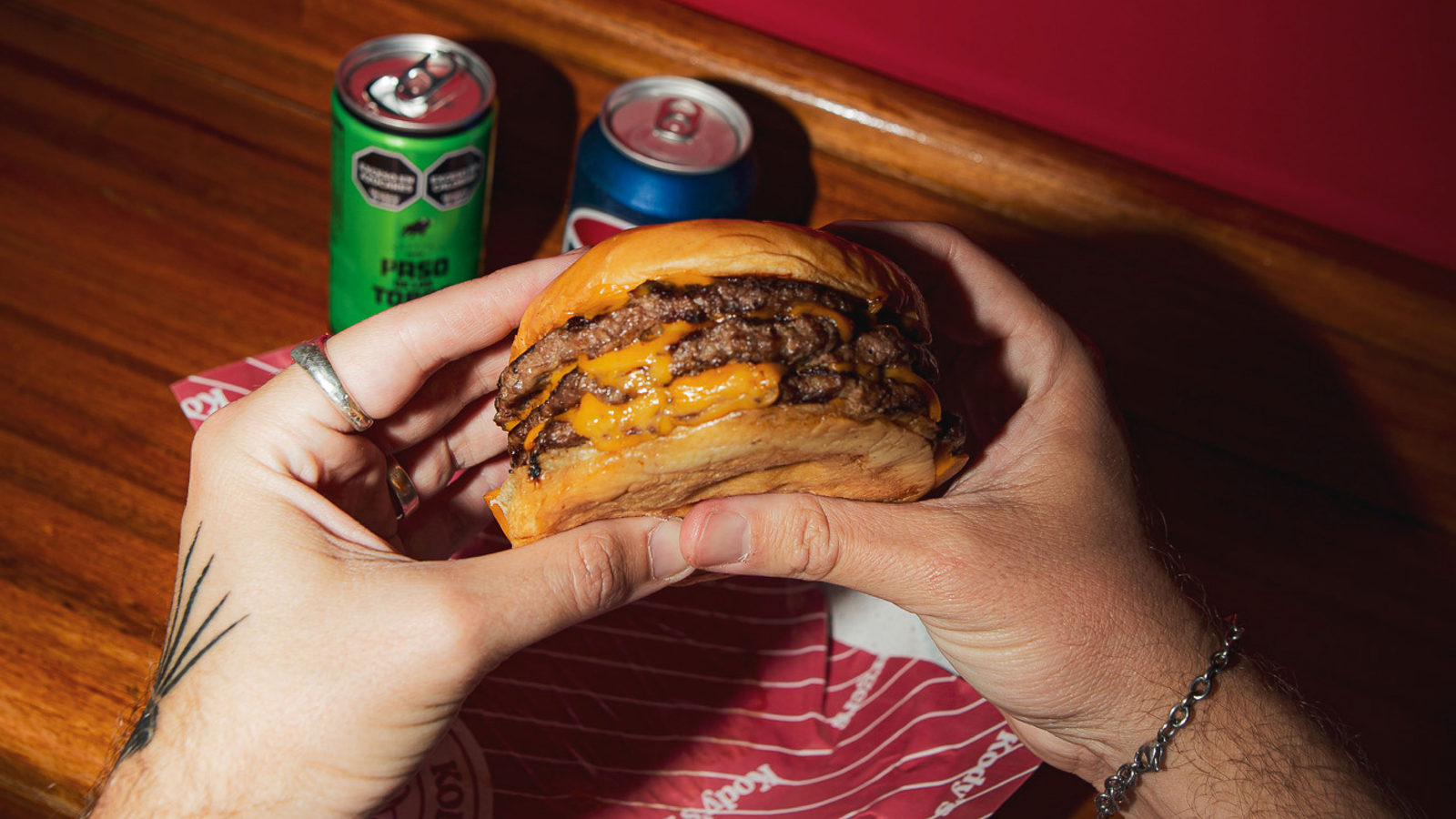 KODY´S BURGERS: trabajo de BULLET