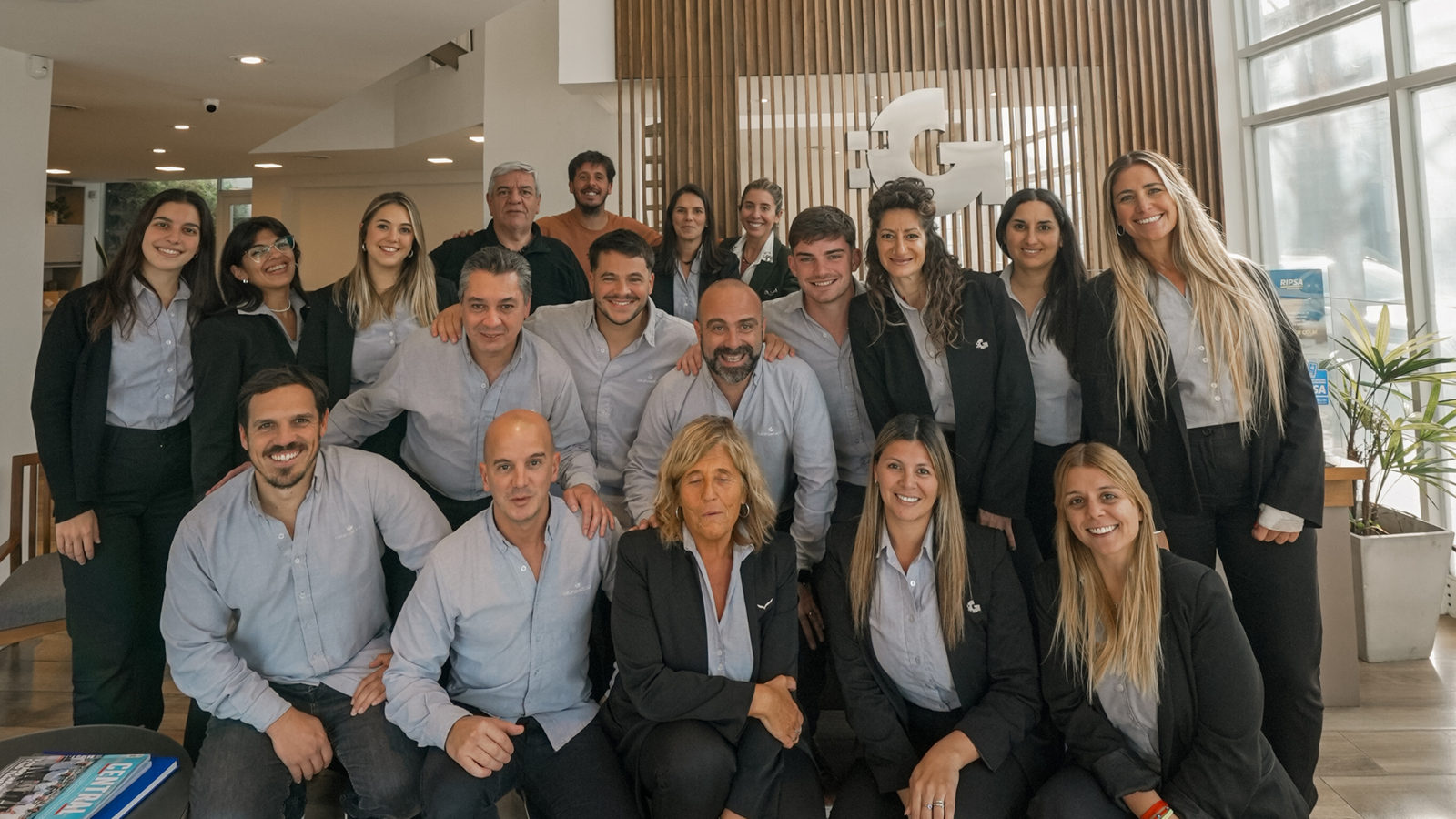 GRUPO MÉRITO: trabajo de BULLET